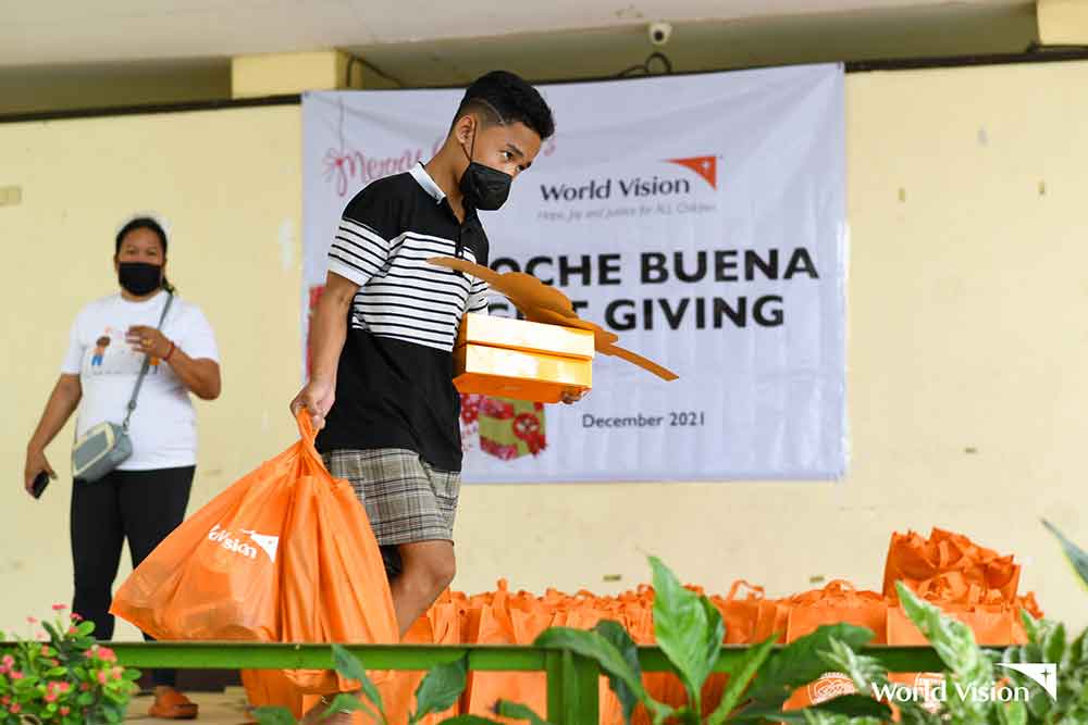 World Vision's Noche buena campaign gifts